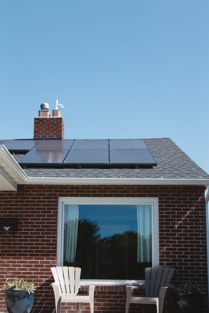 Lightweight Solar Panels for Mobile Homes
