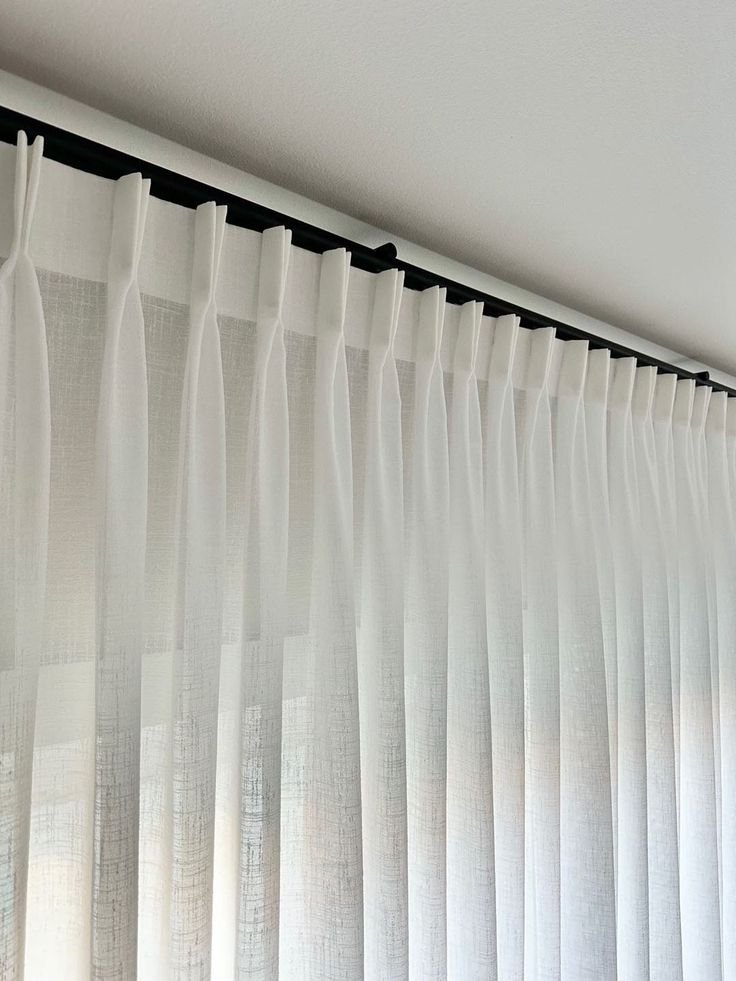 curtain pleats